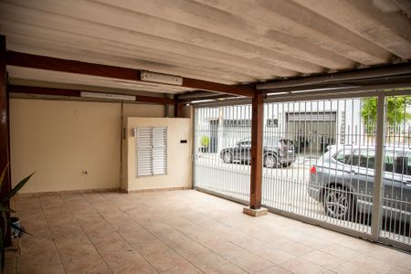 Casa à venda com 140m², 3 quartos e 3 vagas Casa à venda com 140m², 3 quartos e 3 vagasGaragem