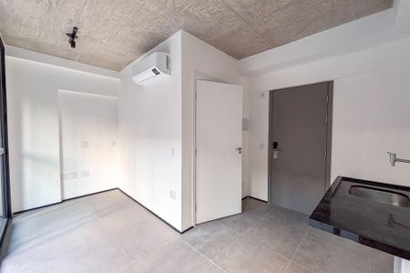 Sala/Cozinha de kitnet/studio à venda com 1 quarto, 23m² em Cerqueira César, São Paulo