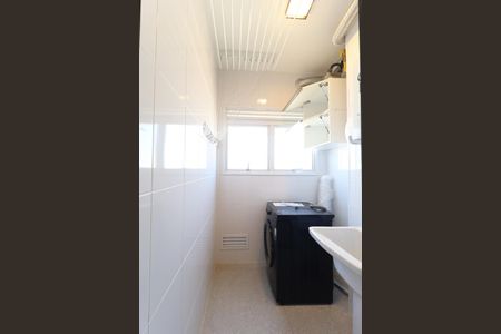 Apartamento à venda com 69m², 2 quartos e 1 vaga Apartamento à venda com 69m², 2 quartos e 1 vagaÁrea de Serviço