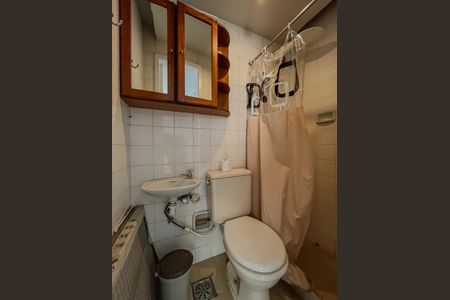 Apartamento à venda com 75m², 3 quartos e 1 vaga Apartamento à venda com 75m², 3 quartos e 1 vagaBanheiro de serviço