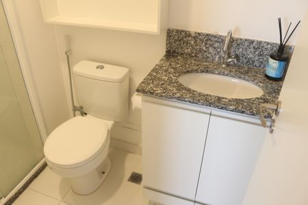 Apartamento à venda com 56m², 2 quartos e 1 vagaBanheiro da Suíte 1
