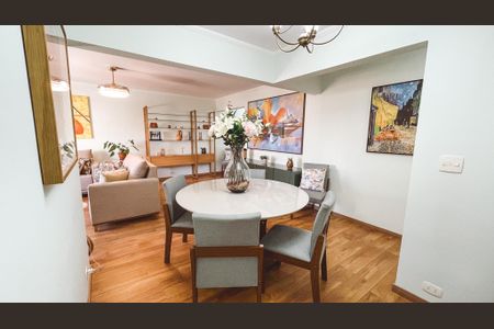 Apartamento à venda com 124m², 3 quartos e 2 vagas Apartamento à venda com 124m², 3 quartos e 2 vagasSala