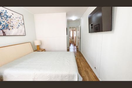 Apartamento à venda com 124m², 3 quartos e 2 vagas Apartamento à venda com 124m², 3 quartos e 2 vagasSuíte