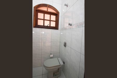 Casa à venda com 402m², 3 quartos e 5 vagas Casa à venda com 402m², 3 quartos e 5 vagasLavabo