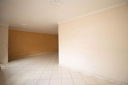 Sala de casa à venda com 3 quartos, 402m² em Vila Maranduba, Guarulhos