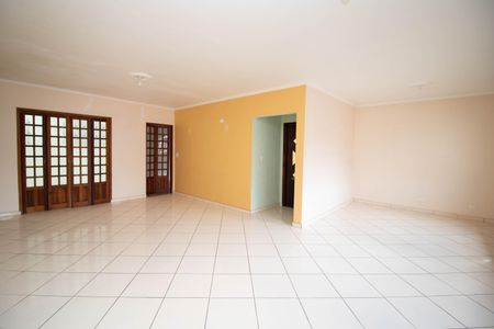 Casa à venda com 402m², 3 quartos e 5 vagasSala