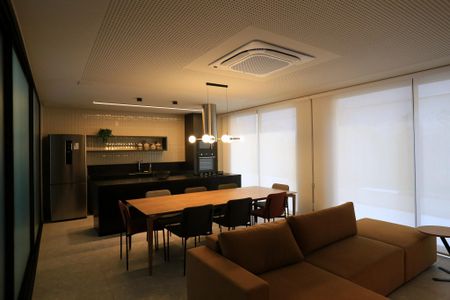 Apartamento à venda com 70m², 2 quartos e 2 vagasEspaço Gourmet