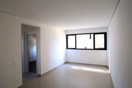 Sala de apartamento para alugar com 2 quartos, 70m² em Lourdes, Belo Horizonte