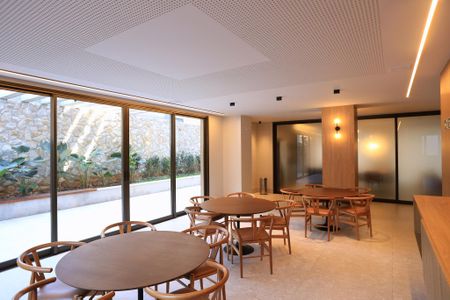 Apartamento à venda com 70m², 2 quartos e 2 vagasÁrea comum - Salão de festas