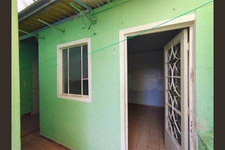 Casa à venda com 104m², 2 quartos e 3 vagas