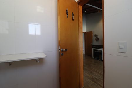 Apartamento à venda com 180m², 3 quartos e 2 vagasLavabo