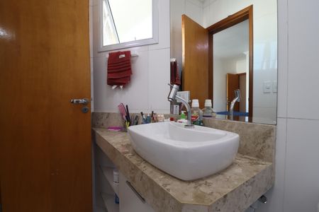 Apartamento à venda com 180m², 3 quartos e 2 vagasBanheiro da Suíte