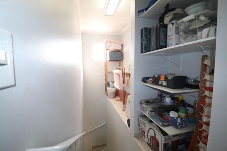 Apartamento à venda com 180m², 3 quartos e 2 vagasCorredor