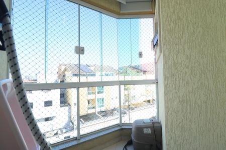 Apartamento à venda com 180m², 3 quartos e 2 vagasVaranda suíte