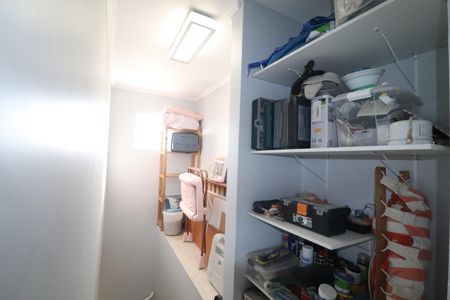 Apartamento à venda com 180m², 3 quartos e 2 vagasCorredor