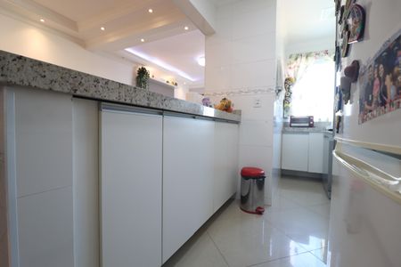 Apartamento à venda com 180m², 3 quartos e 2 vagasCozinha