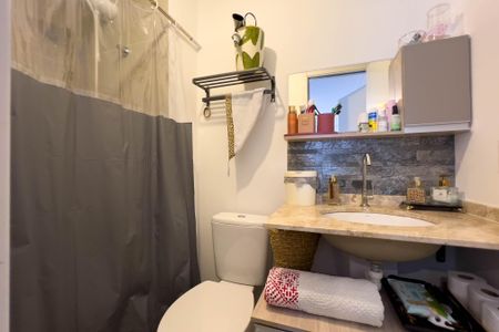 Apartamento à venda com 32m², 1 quarto e sem vagaBanheiro da Suíte