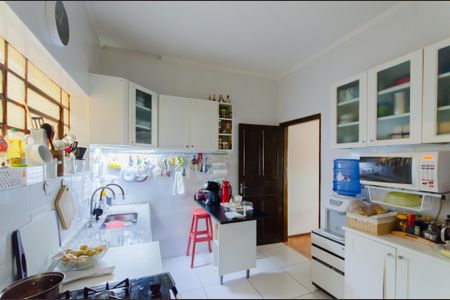 Casa à venda com 177m², 2 quartos e 1 vaga Casa à venda com 177m², 2 quartos e 1 vagaCozinha