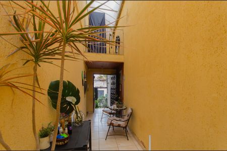 Casa à venda com 177m², 2 quartos e 1 vaga Casa à venda com 177m², 2 quartos e 1 vagaQuintal