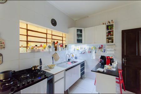 Casa à venda com 177m², 2 quartos e 1 vaga Casa à venda com 177m², 2 quartos e 1 vagaCozinha