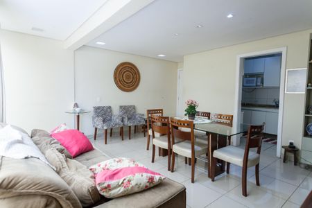 Sala de apartamento à venda com 3 quartos, 145m² em Floresta, Belo Horizonte