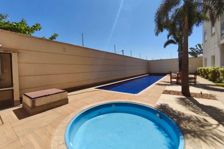 Apartamento para alugar com 56m², 2 quartos e 1 vaga Apartamento para alugar com 56m², 2 quartos e 1 vagaÁrea comum - Piscina