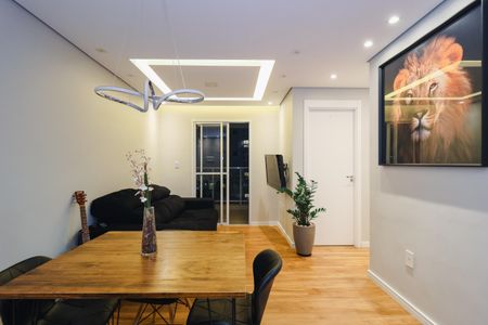 Apartamento à venda com 58m², 2 quartos e 2 vagas Apartamento à venda com 58m², 2 quartos e 2 vagasSala