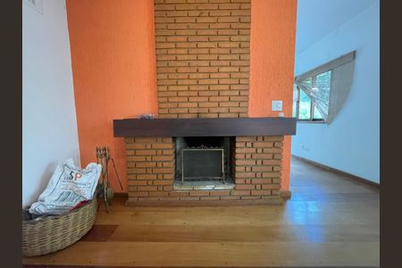 Sala de casa à venda com 6 quartos, 700m² em Butantã, São Paulo