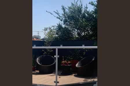 Casa à venda com 141m², 3 quartos e 2 vagas Casa à venda com 141m², 3 quartos e 2 vagasÁrea Externa