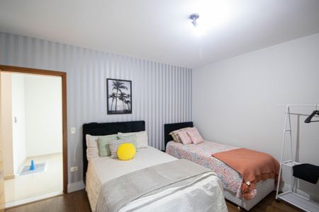 Casa à venda com 540m², 4 quartos e 5 vagas Casa à venda com 540m², 4 quartos e 5 vagasSuíte 1