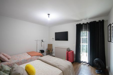 Casa à venda com 540m², 4 quartos e 5 vagas Casa à venda com 540m², 4 quartos e 5 vagasSuíte 1