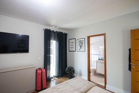 Casa à venda com 540m², 4 quartos e 5 vagas Casa à venda com 540m², 4 quartos e 5 vagasSuíte 1