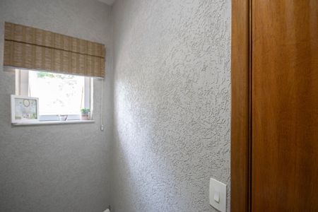 Casa à venda com 540m², 4 quartos e 5 vagas Casa à venda com 540m², 4 quartos e 5 vagasLavabo