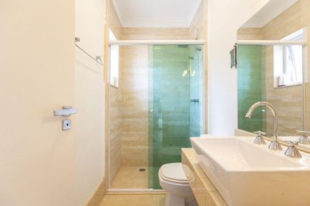 Casa à venda com 637m², 3 quartos e 5 vagas