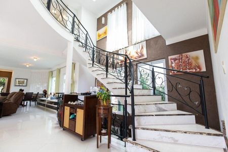 Casa à venda com 637m², 3 quartos e 5 vagas