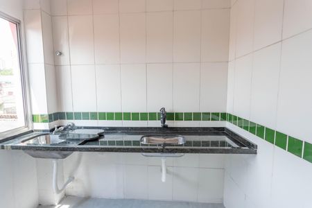 Apartamento para alugar com 70m², 2 quartos e 1 vaga Apartamento para alugar com 70m², 2 quartos e 1 vagaCozinha e Área de Serviço