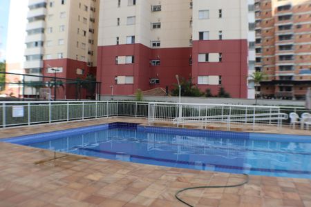Apartamento à venda com 57m², 2 quartos e 1 vaga Apartamento à venda com 57m², 2 quartos e 1 vagaÁrea comum - Piscina