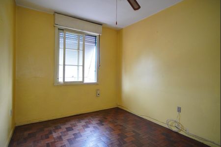 Sala de apartamento à venda com 2 quartos, 55m² em Navegantes, Porto Alegre