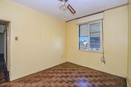 Sala de apartamento à venda com 2 quartos, 55m² em Navegantes, Porto Alegre