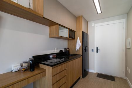 Studio à venda com 28m², 1 quarto e sem vaga Studio à venda com 28m², 1 quarto e sem vagaCozinha