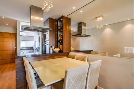 Sala de apartamento para alugar com 2 quartos, 64m² em Campestre, Santo André