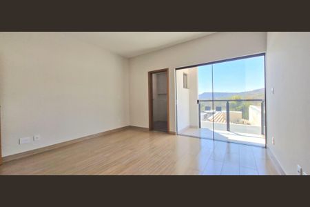Casa à venda com 180m², 3 quartos e 2 vagas Casa à venda com 180m², 3 quartos e 2 vagasSuíte 2