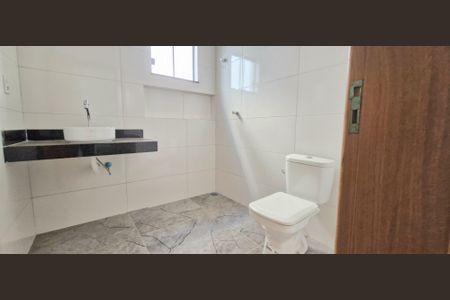 Casa à venda com 180m², 3 quartos e 2 vagasBanheiro social