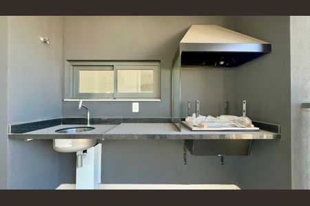 Apartamento à venda com 195m², 4 quartos e 3 vagas Apartamento à venda com 195m², 4 quartos e 3 vagasVaranda gourmet
