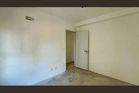 Apartamento à venda com 195m², 4 quartos e 3 vagas Apartamento à venda com 195m², 4 quartos e 3 vagasQuarto 2