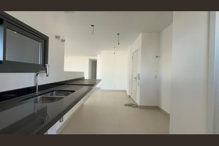 Apartamento à venda com 195m², 4 quartos e 3 vagas Apartamento à venda com 195m², 4 quartos e 3 vagasCozinha