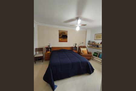 Apartamento à venda com 140m², 3 quartos e 1 vaga Apartamento à venda com 140m², 3 quartos e 1 vagaSuíte