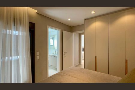 Apartamento à venda com 193m², 3 quartos e 3 vagas Apartamento à venda com 193m², 3 quartos e 3 vagasSuíte 3