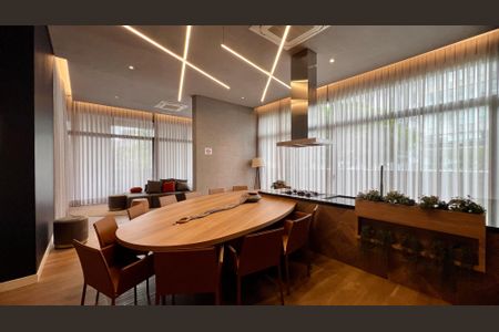 Apartamento à venda com 193m², 3 quartos e 3 vagas Apartamento à venda com 193m², 3 quartos e 3 vagasÁrea comum - Salão de Festas