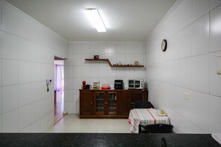 Casa à venda com 300m², 2 quartos e 2 vagas Casa à venda com 300m², 2 quartos e 2 vagasCopa